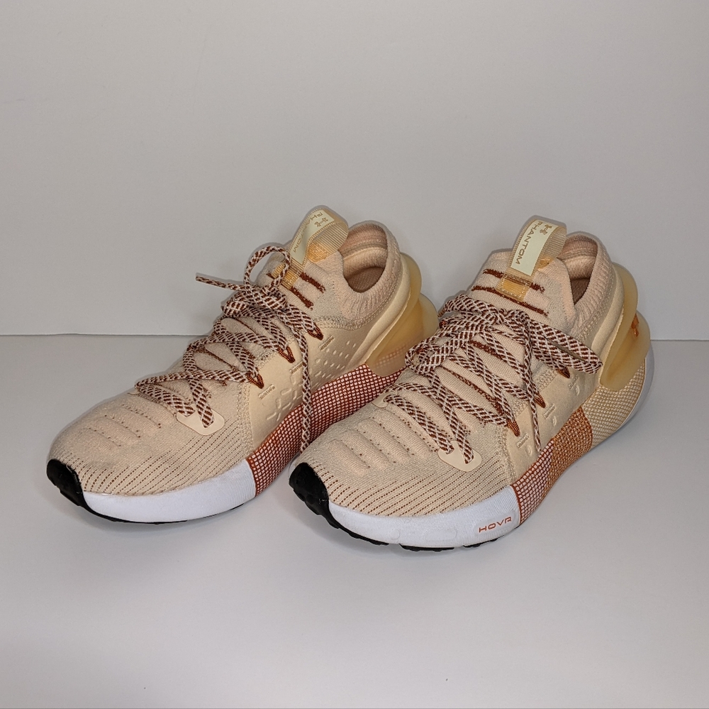 Under Armour Women's UA HOVR Phantom 3 US Size 8 Peach Ice/White